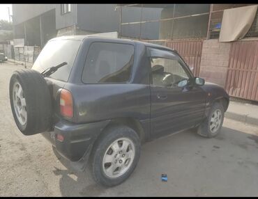 Toyota: Toyota RAV4: 1995 г., 2 л, Автомат, Бензин, Купе