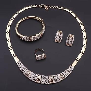 Setovi nakita: Ženski setovi nakita – elegantni kompleti 🛒 2,500 din. - Kompleti — 17