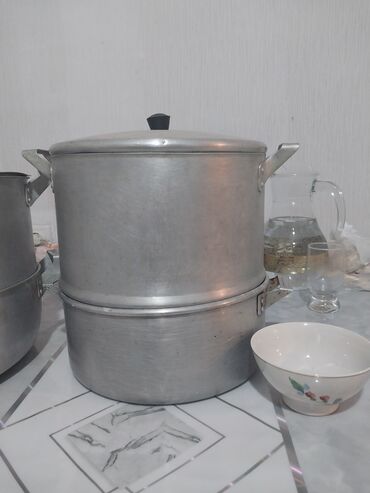 Кастрюли: 12л — 8