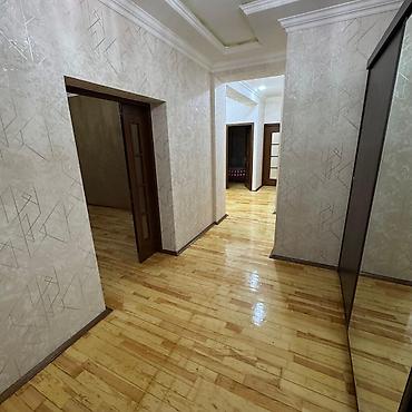Квартиры: 3 комнаты, Новостройка, м. Халглар Достлугу, 100 м² — 3