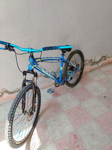 Şəhər velosipedləri: Şəhər velosipedi 26", sürətlərin sayı: 1 — 9