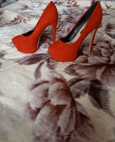 женская обувь лоферы: Туфли 38, цвет - Красный