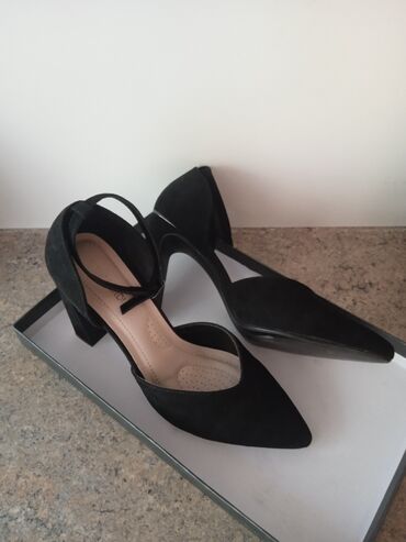 обувь балетки: Туфли 38, цвет - Черный