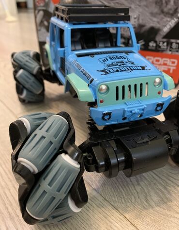 Игрушки: Радиоуправляемая машина из сплава с двойным управлением 2,4 ГГц, 4CH — 4