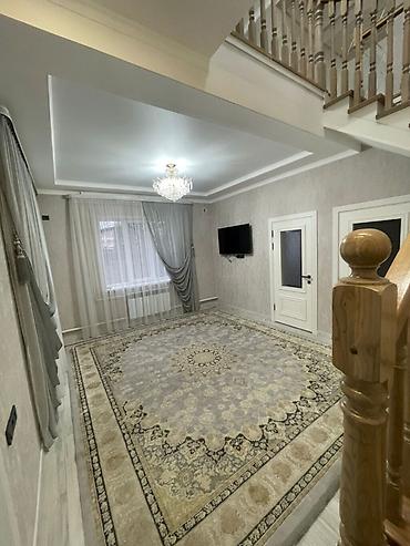 Продажа коттеджей и домов: 🚨 **СРОЧНО ПРОДАЁТСЯ 2-ЭТАЖНЫЙ ШИКАРНЫЙ ДОМ** 📍 Район: Ак-Орго 🏠 — 6