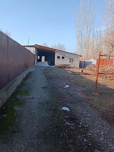 Аренда складов и мастерских: Продаю Дом с хоз постройками и земельным участком 9 соток. внутри — 2