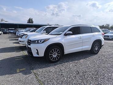 Toyota: Toyota Highlander: 2018 г., Автомат, Бензин, Кроссовер — 2
