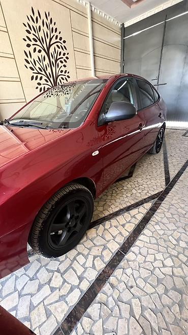 mazda axela: Hyundai Elantra: 2001 г., Механика, Бензин — 2