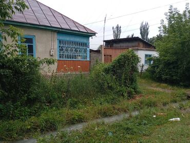 продаю дом ак ордо 1: Дом, 2250 м², 4 комнаты, Собственник, Старый ремонт