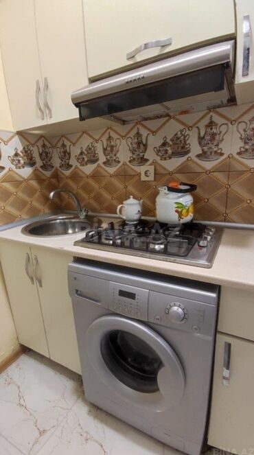 Uzunmüddətli kirayə mənzillər: Yasamal Asan Xidmetin Arxasinda 2/1 mertebesinde 1 otagli tam temirli — 8