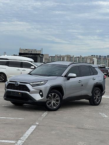 rav 4 2018: Toyota RAV4: 2024 г., 2.5 л, Автомат, Гибрид, Кроссовер — 1