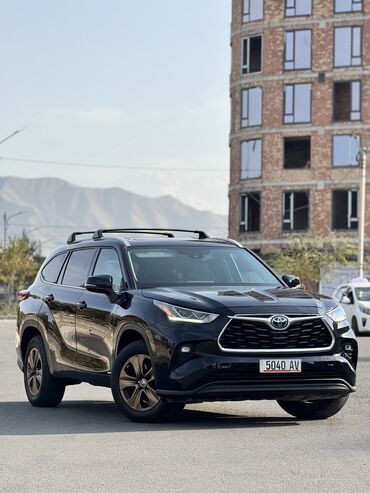 продаю с доплатой мне: Toyota Highlander: 2022 г., 2.5 л, Автомат, Гибрид, Жол тандабас