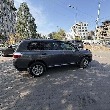 Toyota: Toyota Highlander: 2011 г., 3.5 л, Автомат, Бензин, Кроссовер — 4