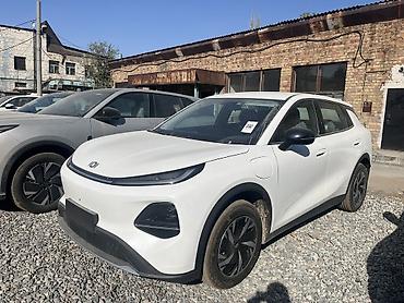 geely coolray: Changan Qiyuan Q05: 2026 г., Автомат, Электромобиль, Кроссовер — 6