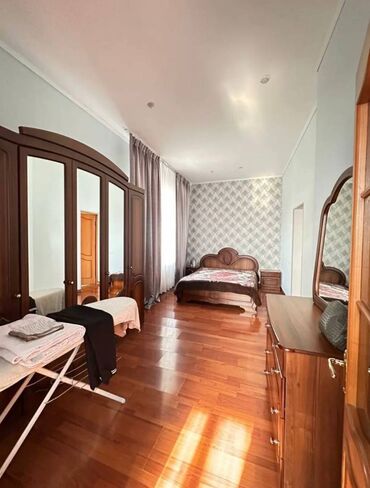 Продажа домов: Дом, 200 м², 6 комнат, Агентство недвижимости, Евроремонт — 9