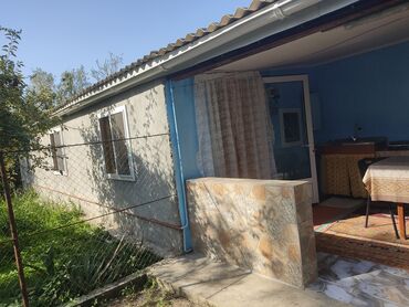 Uzunmüddətli kirayə mənzillər: Kirayə üçün tam təchiz olunmuş studiya tipli mənzil - Geniş zal/otaq — 9