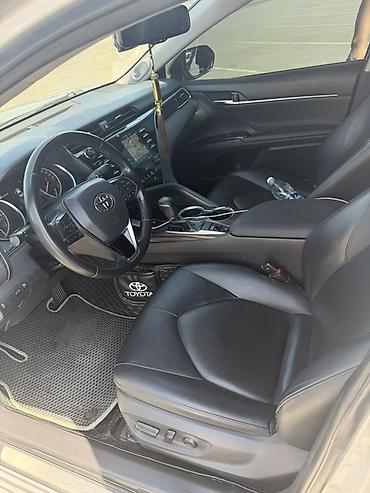 авто краан: Toyota Camry: 2018 г., 2.5 л, Автомат, Бензин, Седан — 7