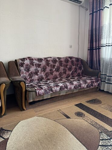 купить диван и кресло: Прямой диван, цвет - Коричневый, Б/у