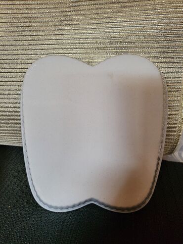 Činije: Posuda nova,vintaz porcelanska sa korpom. Nova posuda univerzalna,sve na lalafo.rs — 10 Činije: Posuda nova,vintaz porcelanska sa korpom. Nova posuda univerzalna,sve — 10