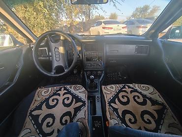 эмблема ауди: Audi 80: 1994 г., 2 л, Механика, Бензин, Седан — 4