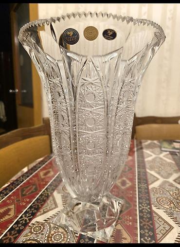 ev ramani: Bir vaza, Xrustal — 1