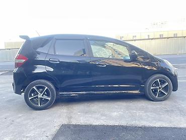 crv 5: Honda Jazz: 2011 г., 1.3 л, Механика, Бензин, Хэтчбэк — 4