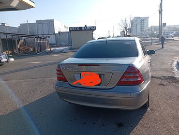 Mercedes-Benz: Mercedes-Benz C-Class: 2005 г., 3.5 л, Автомат, Бензин, Седан