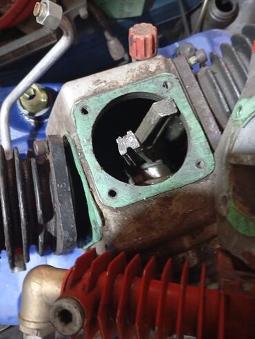 tecili generator satiram: Hər növ kompressorların təmiri,Hər növ su nasoslarının təmiri,Moyka