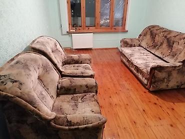 xirdalan mebel fabriki: Qaracuxur qes 81 marsurutun son dayanacaqi 15 bloklu Esas yolda — 1