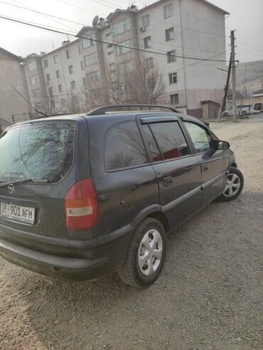 Opel: Opel Zafira: 2002 г., 1.8 л, Механика, Бензин, Минивэн — 4