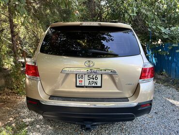 срочно продаю в связи с переездом: Toyota Highlander: 2012 г., 3.5 л, Автомат, Бензин, Внедорожник