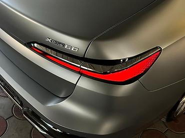BMW: BMW i7: 2023 г., Электромобиль, Седан — 2