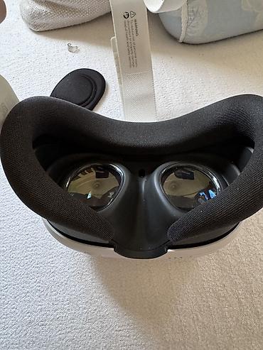 oculus quest 3 купить: Meta Quest 3 (512 GB) + набор аксессуаров (Практически новые — 7