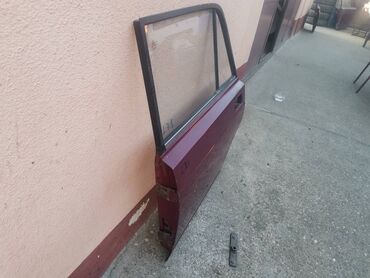 Auto delovi: Vrata zadnja leva Lada 2107 Riva,2105 u bordo boji . Vrata su — 8