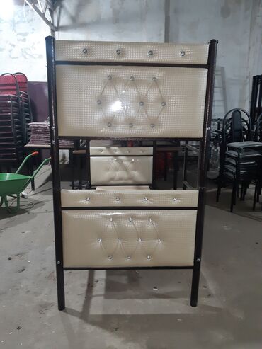 Masa və oturacaq dəstləri: Mətbəx üçün, Yeni, Açılan, Dördbucaq masa — 10