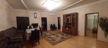 zaqatala satilan evler 18000 azn: 140 kv. m, 3 otaqlı, Kombi, Qaz, İşıq