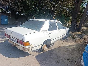 e klass: Mercedes-Benz 190: 1987 г., 2 л, Автомат, Бензин, Седан — 1