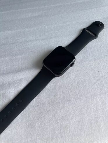 Наручные часы: Apple Watch 
Оригинал 
Срочно продаю 
Цена 17000
