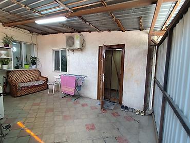 возле дороги: 2 комнаты, 41 м², 1 этаж — 2