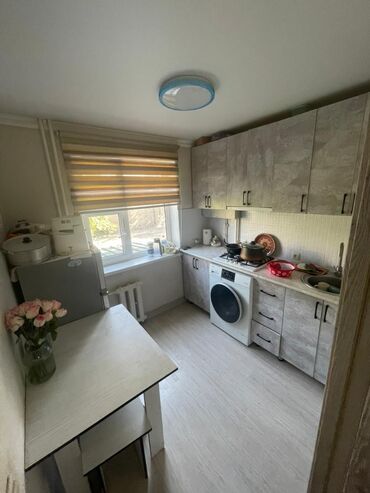 Продажа квартир: 2 комнаты, 45 м², 104 серия, 2 этаж, Евроремонт