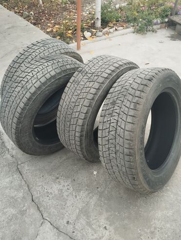 Шины: Шины 225 / 60 / R 17, Зима, Б/у, Комплект, Легковые, Япония, Bridgestone