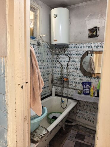 Продажа квартир: 3 комнаты, 64 м², 4 этаж, Старый ремонт — 7