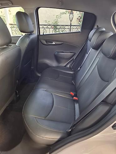 Chevrolet: Chevrolet Spark: 2016 г., 0.1 л, Автомат, Бензин, Хэтчбэк — 21