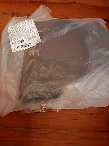 Çantalar: Yenidir, paketin içində Qiymət 15 AZN Çatdirilma : metronun — 5