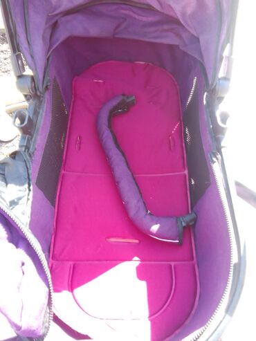 коляска детская зимняя: Коляска, цвет - Фиолетовый, Б/у
