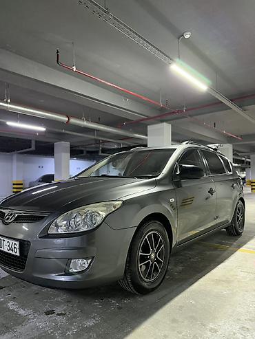 i30: Hyundai i30: 1.6 l | 2008 il Universal — 7