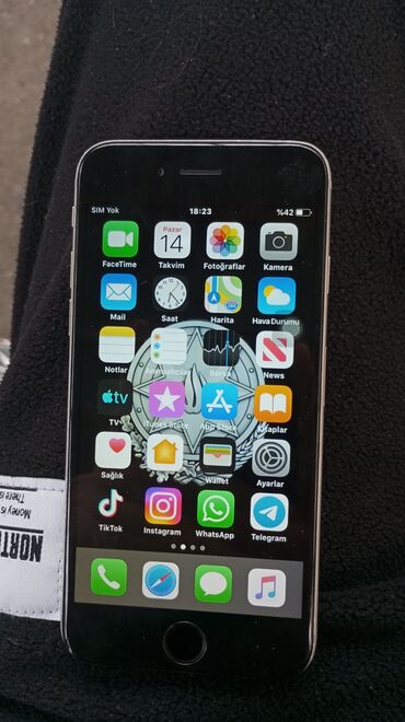 Apple iPhone: IPhone 6, 64 ГБ, Space Gray