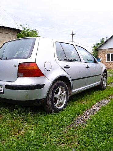продаю голф 3: Volkswagen Golf: 1998 г., 1.6 л, Механика, Бензин