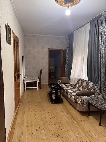 450 manata kiraye evler: Pirşagi teze körpünün yaninda yol kenari 2yataq otaqi zal metbex hamam — 1