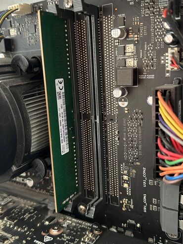 Desktop računari i radne stanice: ASUS desktop računar – gaming/creator konfiguracija Specifikacije: - — 5